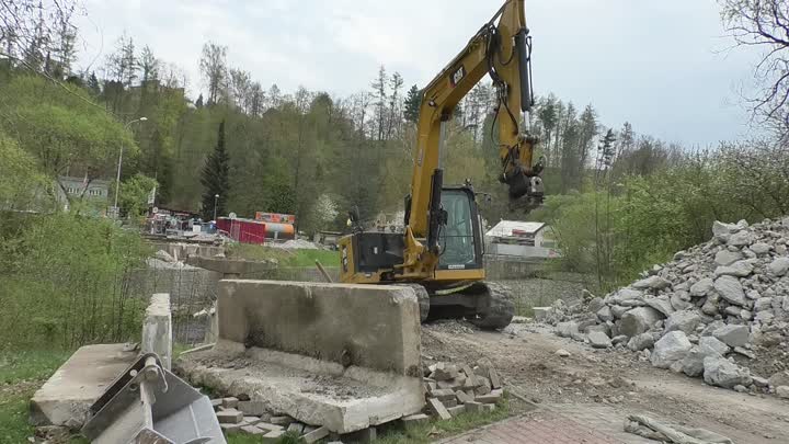 Semily zahájily rekonstrukci mostu v Jatecké ulici