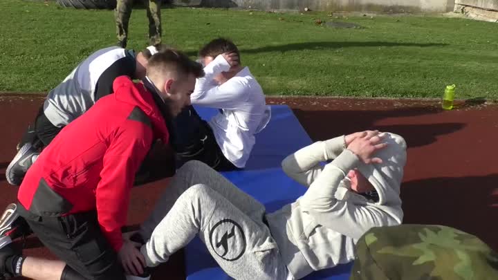 Studenti gymnázií se ocitli v kůži vojáků