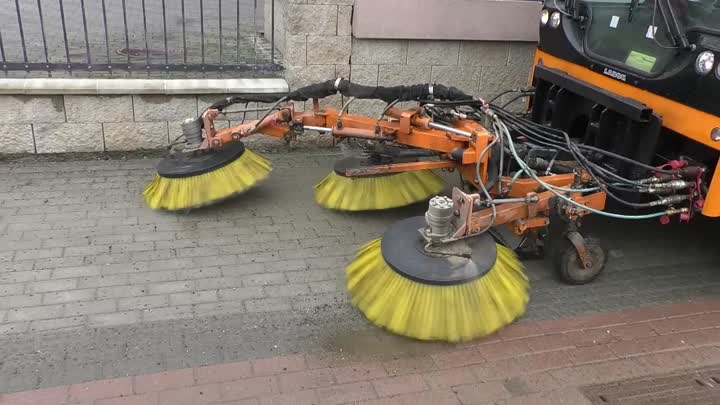 V Jablonci začali s jarním úklidem města