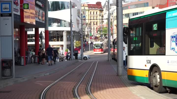 Autobusem, tramvají - červen 2020