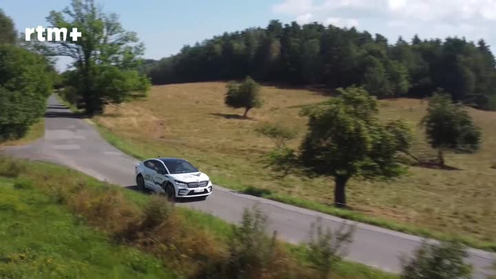 Auto moto - Škoda Enyaq Coupé IV RS