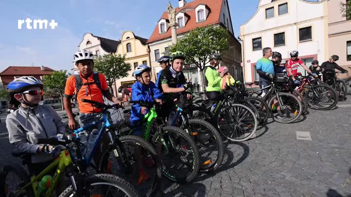 Hrádecká zastavení o charitativní cyklojízdě