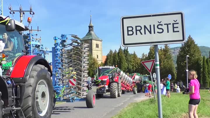Dožínkových slavností se letos ujalo Brniště