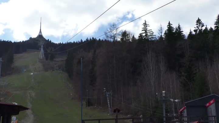 Liberec a České dráhy budou jednat o ceně lanovky na Ještěd