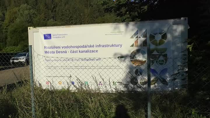 Výstavba kanalizace a vodovodu v Desné pokračuje 