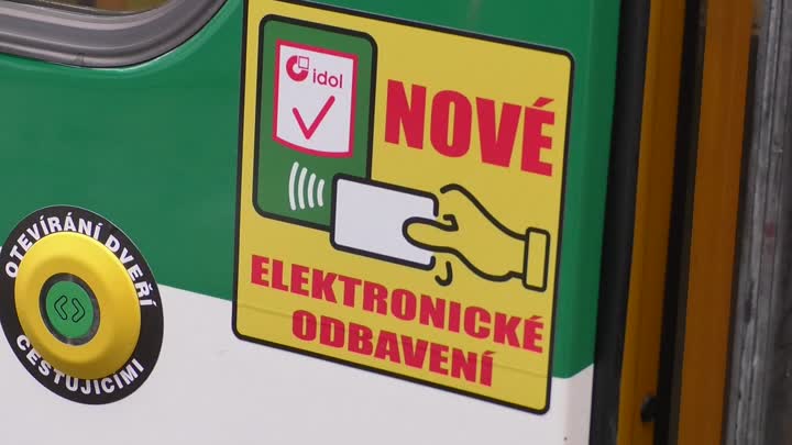 DPMLJ má už rok nová odbavovací zařízení