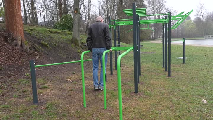 Workoutová hřiště získávají na své oblibě