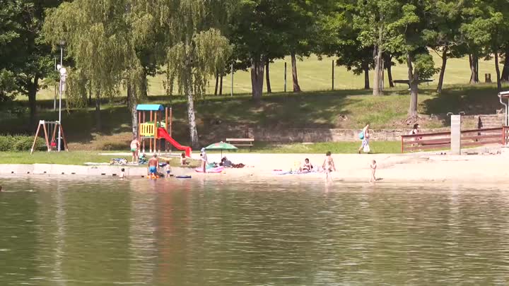 Areál zákupského koupaliště prošel obměnou