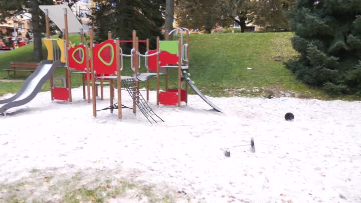 V jablonecké Okružní je nové dětské hřiště