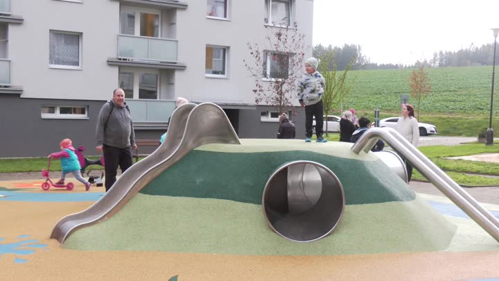 Dětem otevřeli nové hřiště v Jilemnici