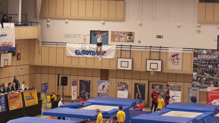 Jablonec hostí mezinárodní závod ve skocích na trampolíně