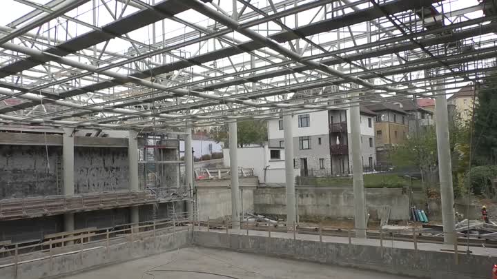 Rekonstrukce bazénu v Liberci pokračuje