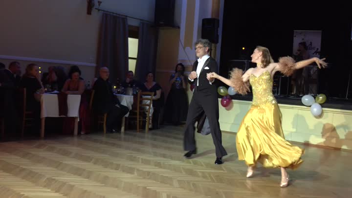 Desná uspořádala tradiční městský ples