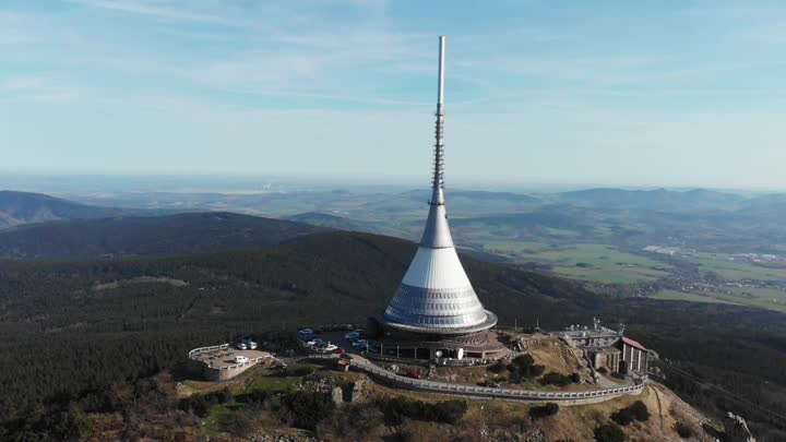 Liberecký kraj dále jedná o odkupu Ještědu
