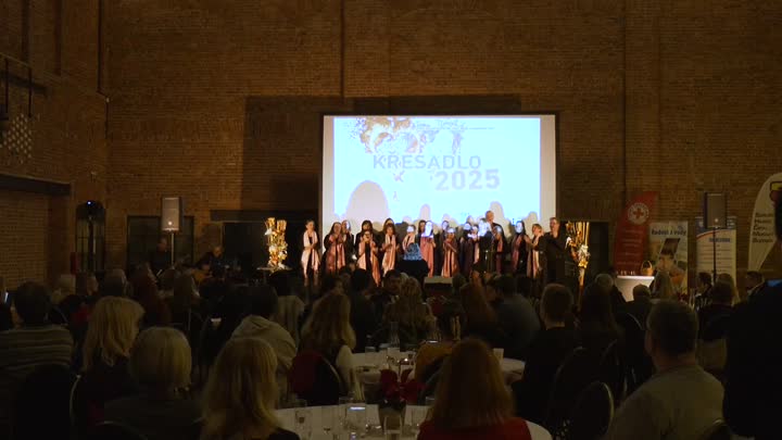 Šest dobrovolníků převzalo ocenění Křesadlo