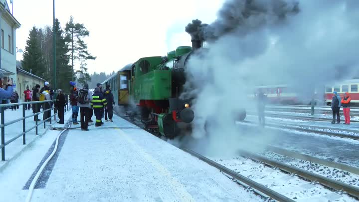 Zubačka nabídla vánoční jízdy