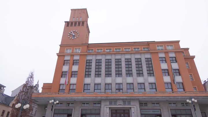 Jabloneckou radnici čeká obnova parteru