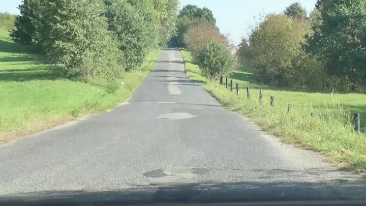 Kraj vyhlásil další výběrová řízení na opravy silnic