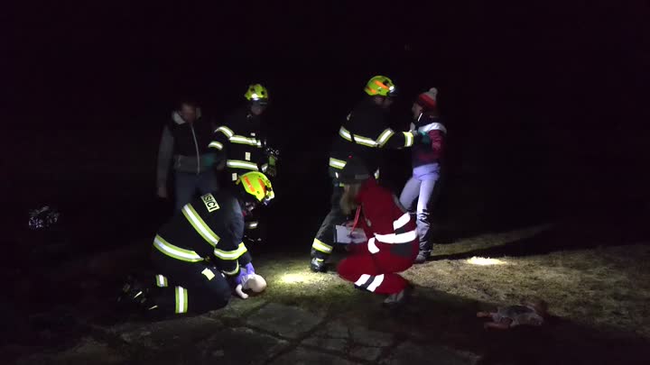 Na Jablonecku proběhl noční závod záchranářů
