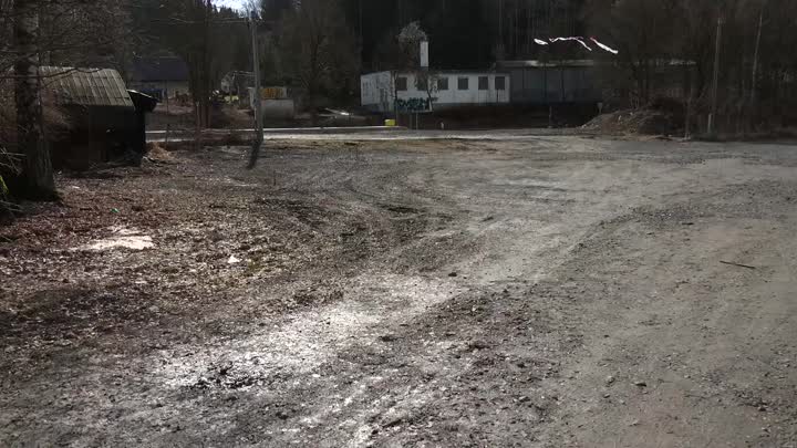 Desná zrevitalizuje plochu u vlakového nádraží