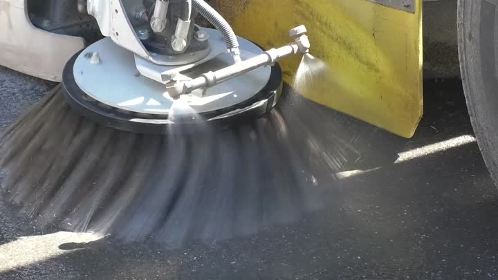 Jarní úklid v Jablonci nad Nisou potrvá několik týdnů