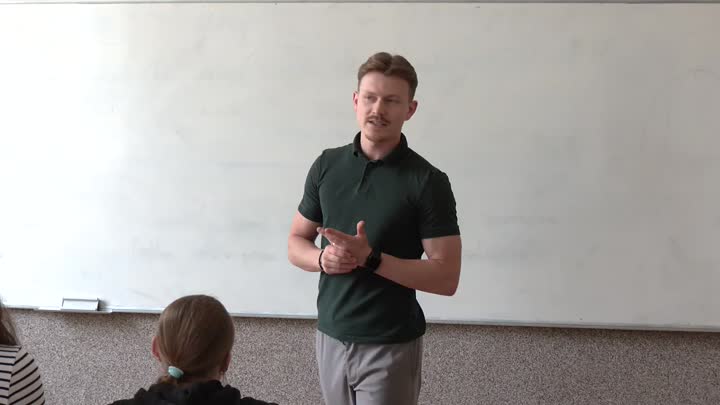 Na liberecké obchodce učí ekonomický Ámos