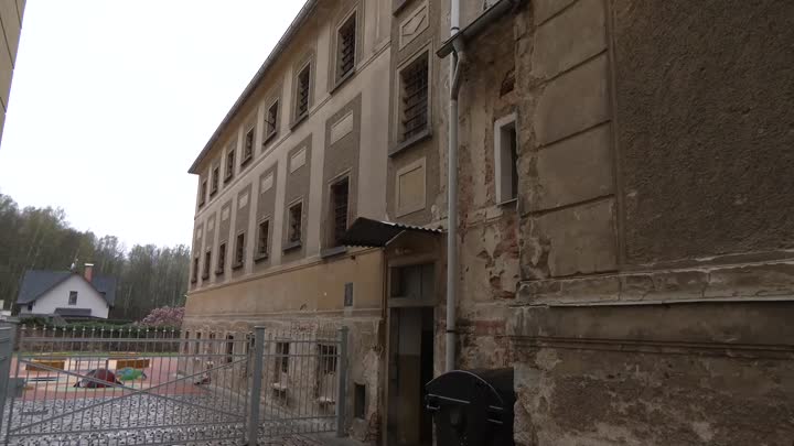 Chrastava nakonec bývalou věznici nezbourá