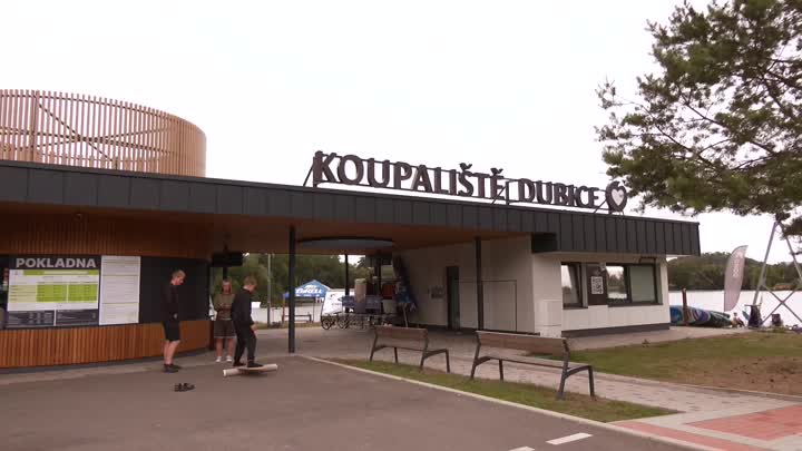 Koupaliště Dubice testuje recyklaci vody. Připravuje i nová hřiště a zázemí pro kempaře
