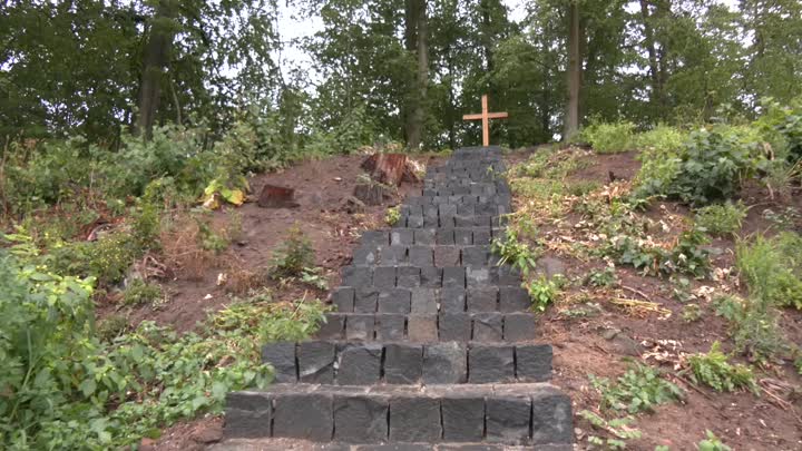 Zákupy obnovily historickou křížovou cestu. Pomohla stoprocentní dotace