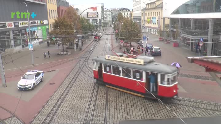 Autobusem, tramvají... - září 2019